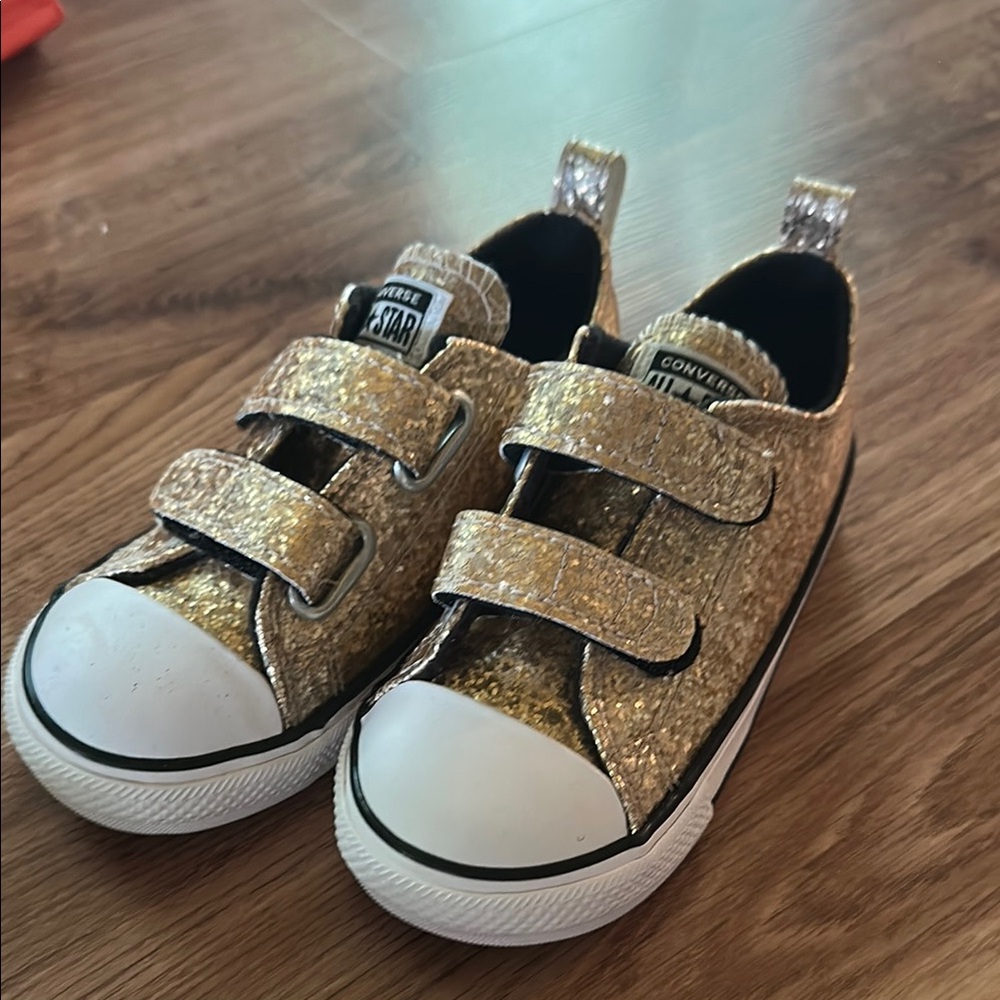 Converse Kids Gold Glitter Sneakers